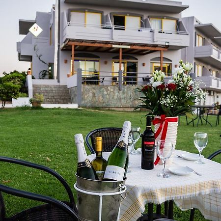 Nereides Hotel كوليمفاري المظهر الخارجي الصورة