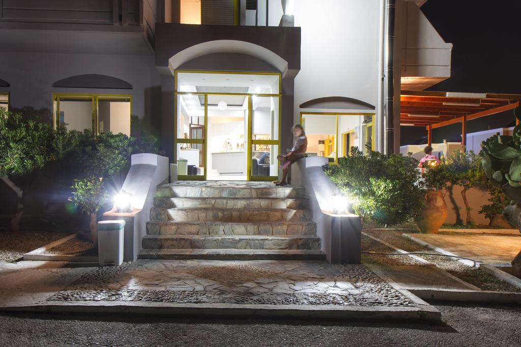 Nereides Hotel كوليمفاري المظهر الخارجي الصورة