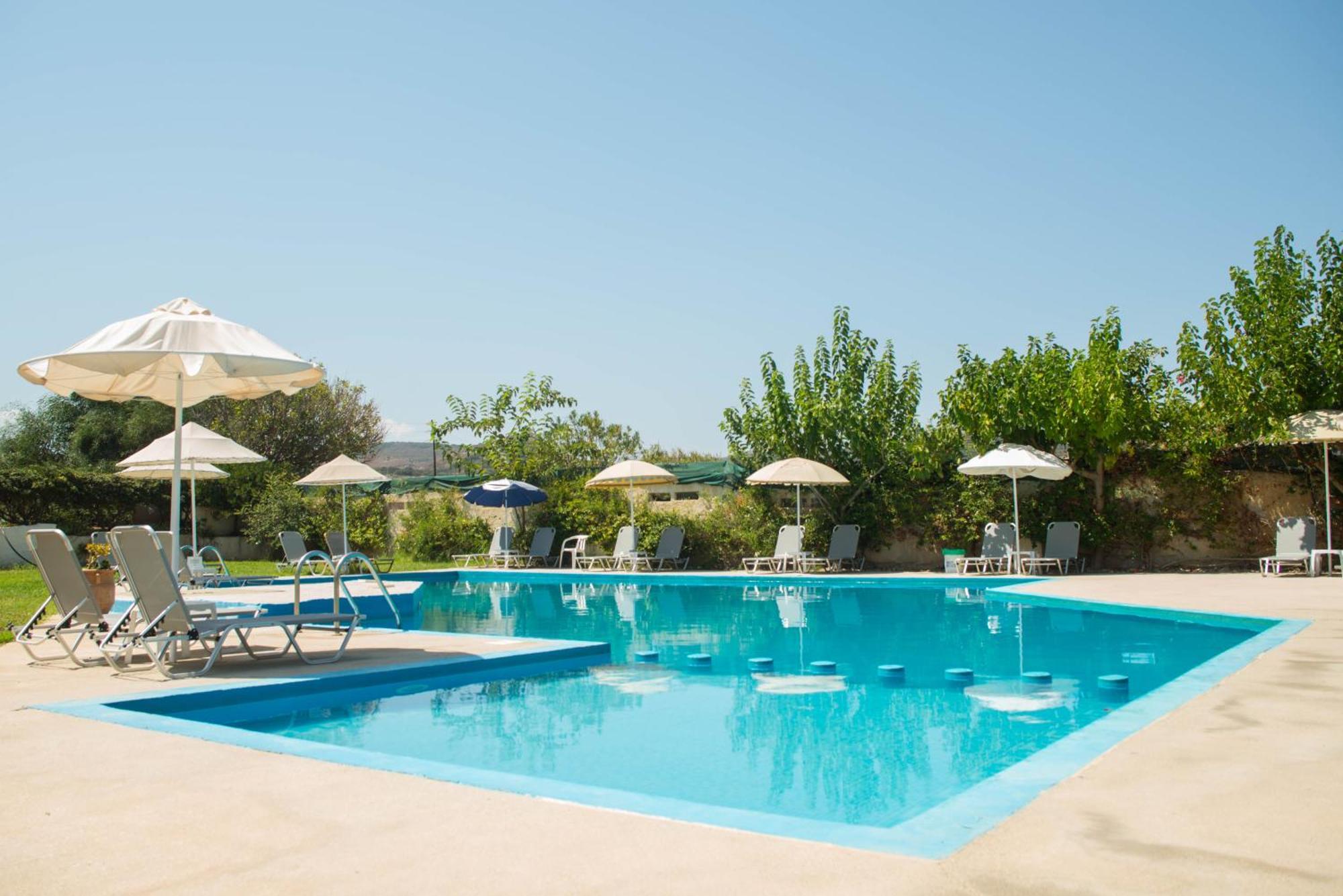 Nereides Hotel كوليمفاري المظهر الخارجي الصورة
