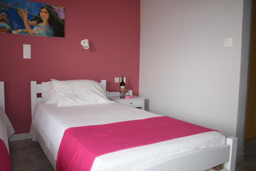 Nereides Hotel كوليمفاري المظهر الخارجي الصورة